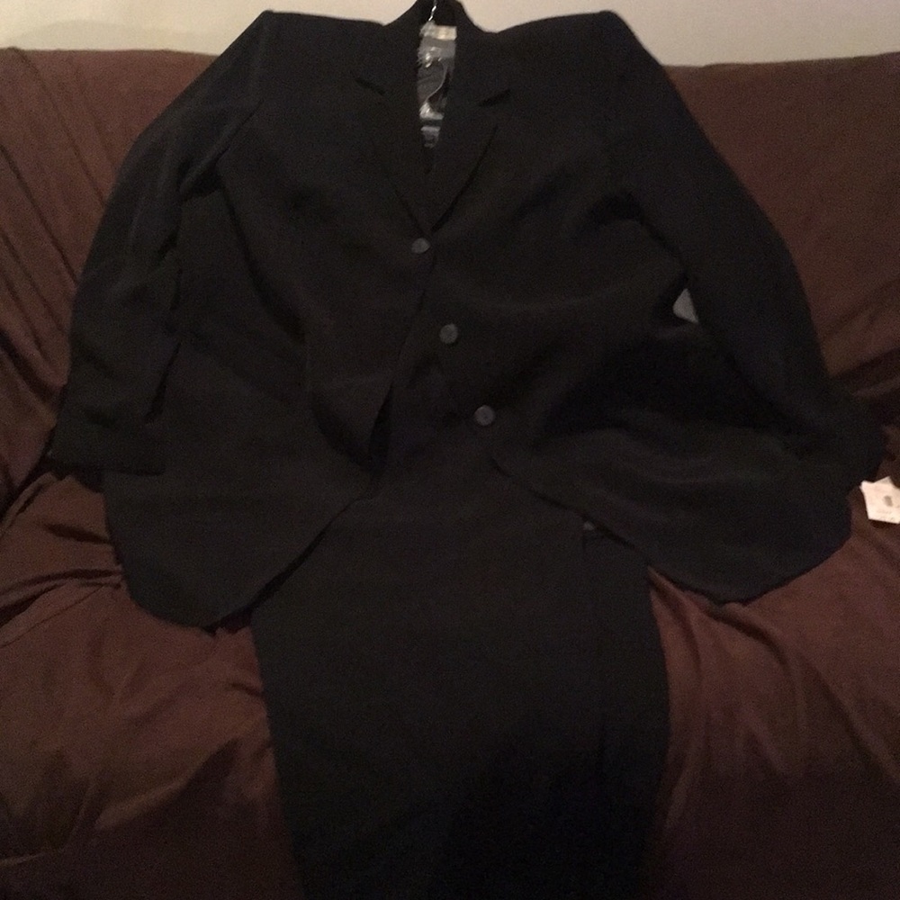 Women’s Black Pant Suit